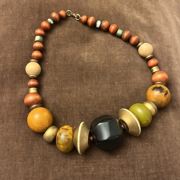 Vintage 80s Chunky Textured Wooden Necklace - Picture 2 of 3